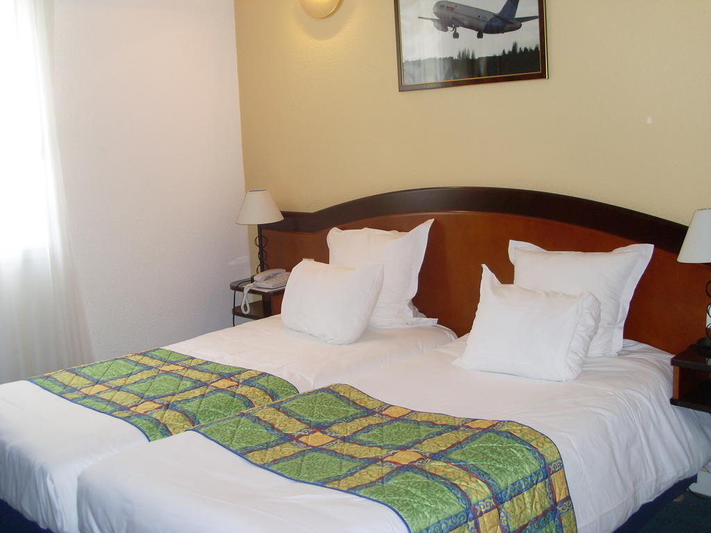 Hotel Air Plus Orly Ruang foto