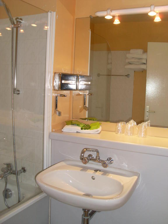 Hotel Air Plus Orly Ruang foto